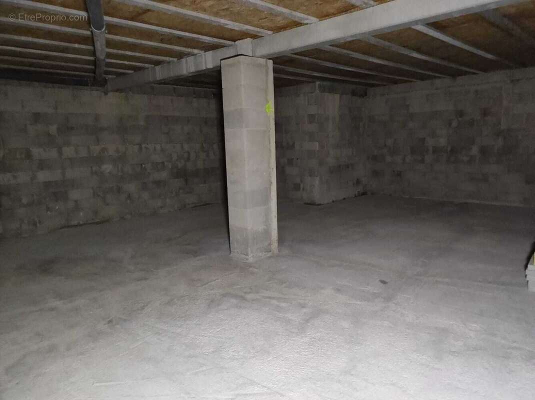 Maison à COMBAILLAUX