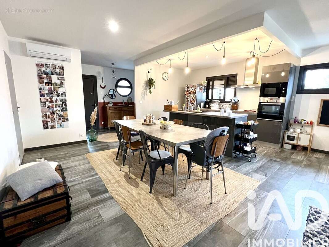 Photo 3 - Maison à SALLES