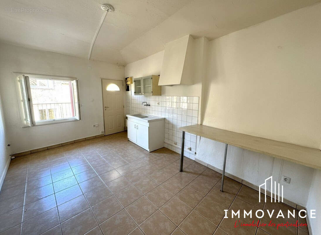Maison 40 m² à Saint-Hilaire-De-Beauvoir  - photo 2