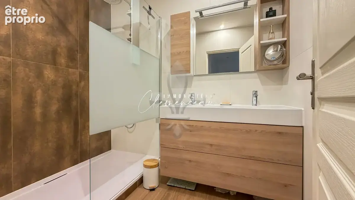 Appartement t4 - 94 m² - séjour double -  2 chambres -terrasse - box - cave - photo 14
