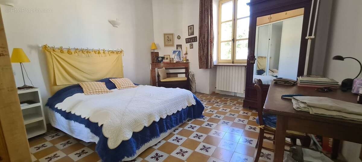 Maison à UZES