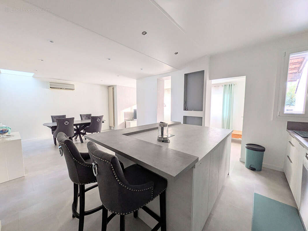 Maison à VILLEMOMBLE