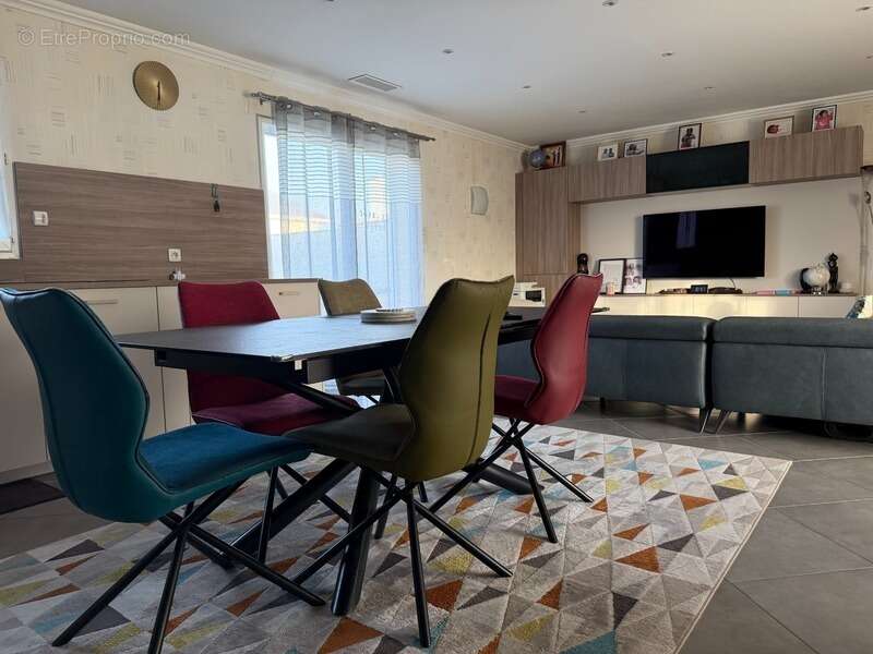 Maison à vendre 6 pièces Montceau-les-mines  (71) - photo 3