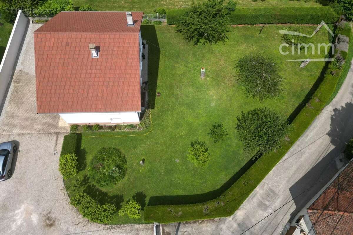 Maison à CHARAVINES