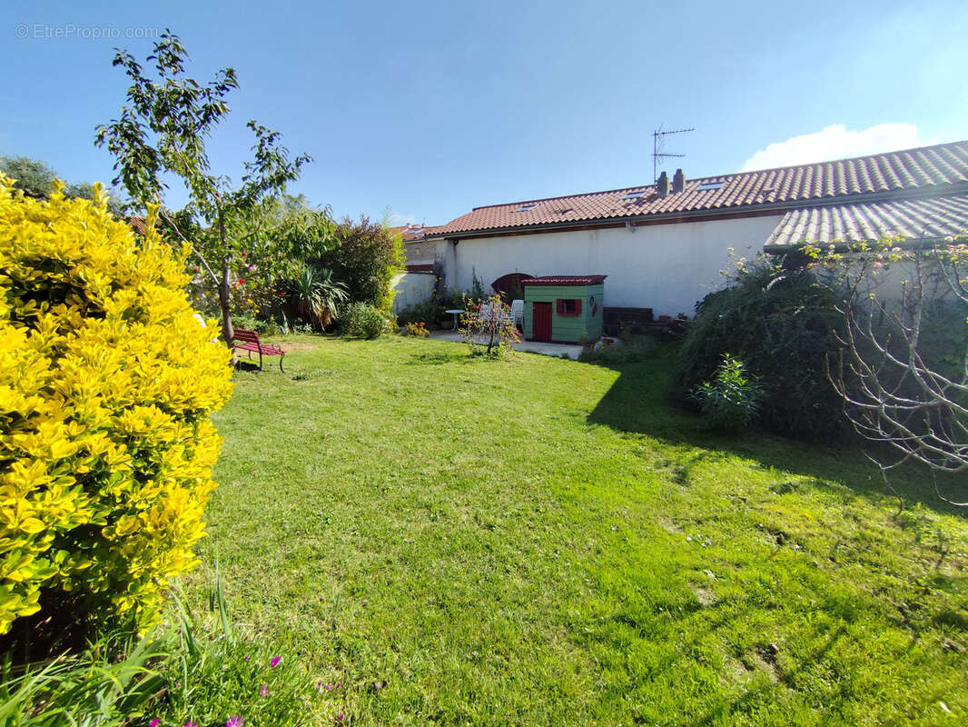 Maison à SAINT-MARTIN-LA-PLAINE