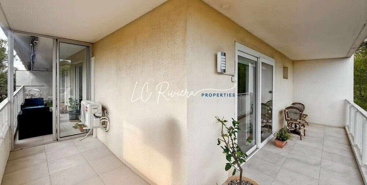 Appartement à SAINT-RAPHAEL