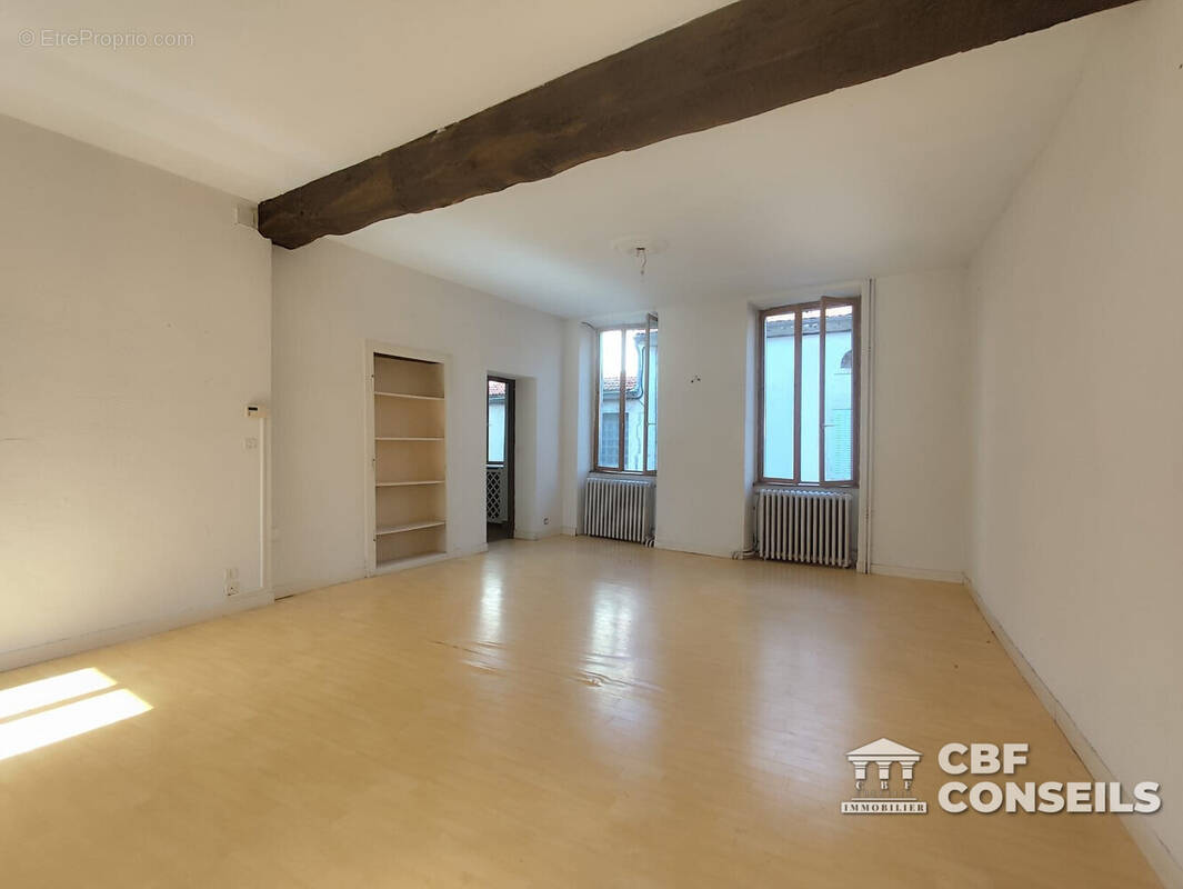 Maison 145 m² à Ebreuil  - photo 2