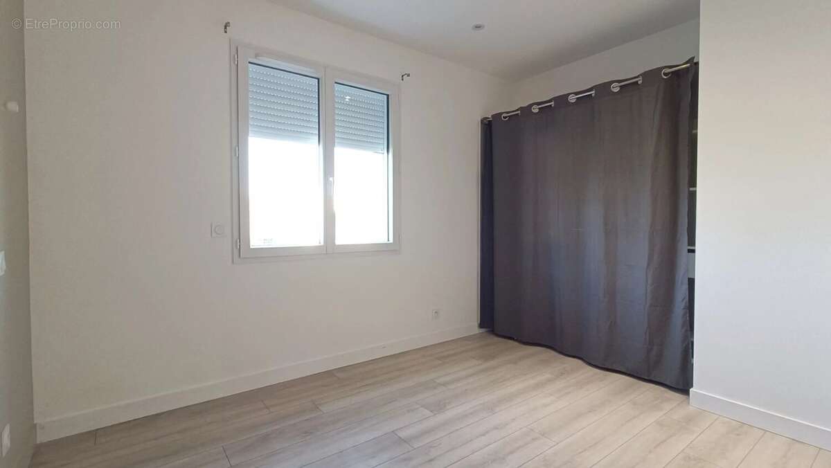 Maison à NEUVILLE-DE-POITOU