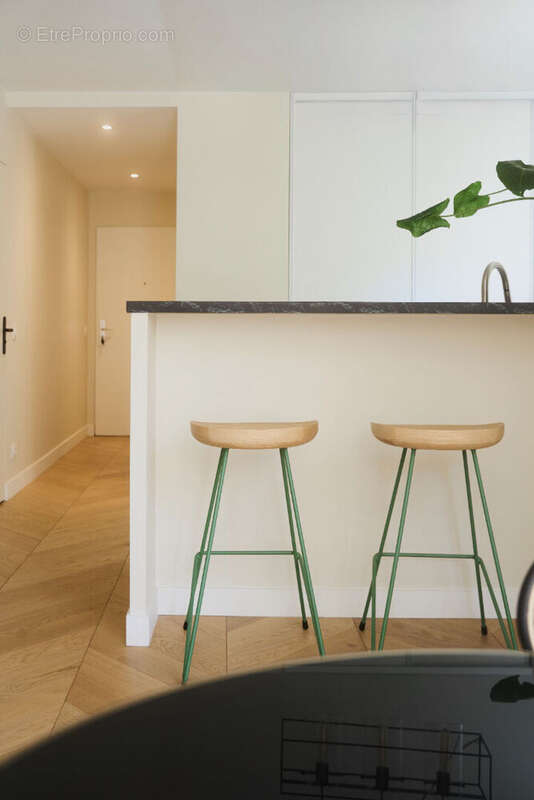 Appartement à PARIS-19E