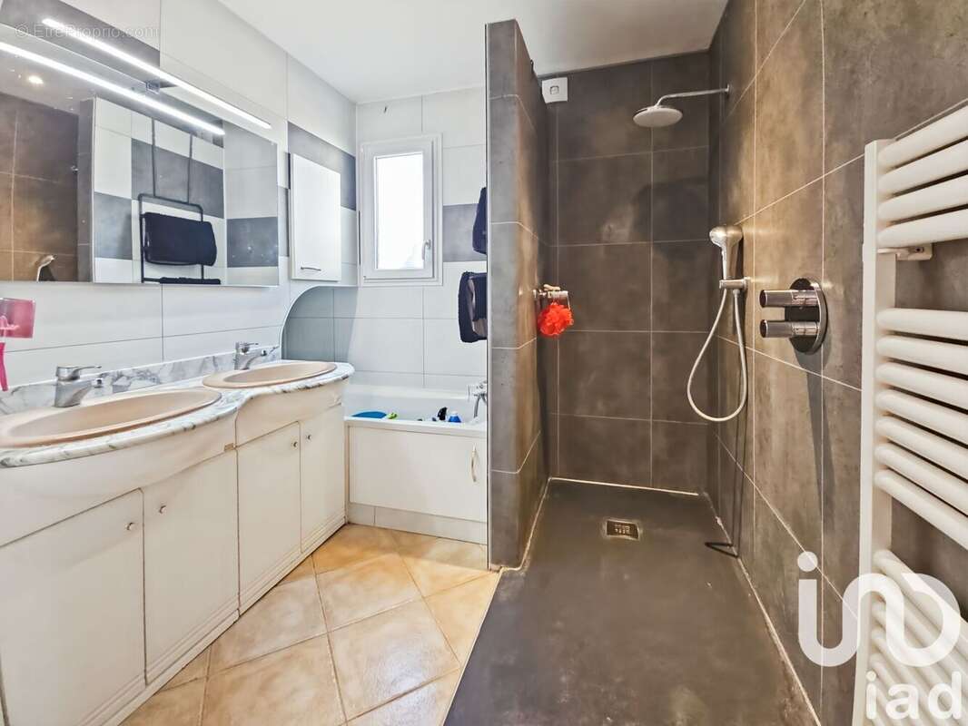 Photo 5 - Maison à BRIE-COMTE-ROBERT