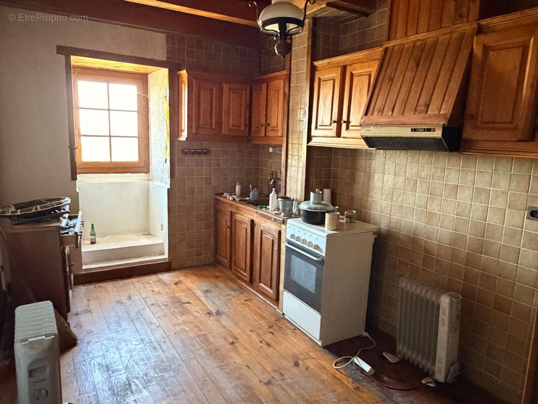 Maison de village en pierres - photo 3