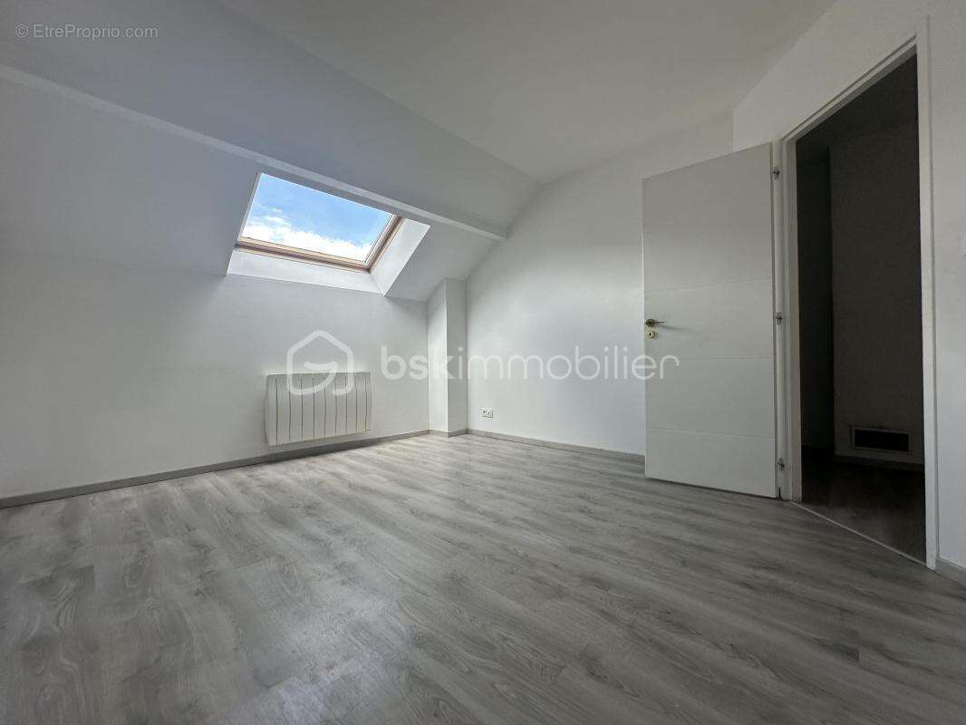 Maison à DOMESSIN