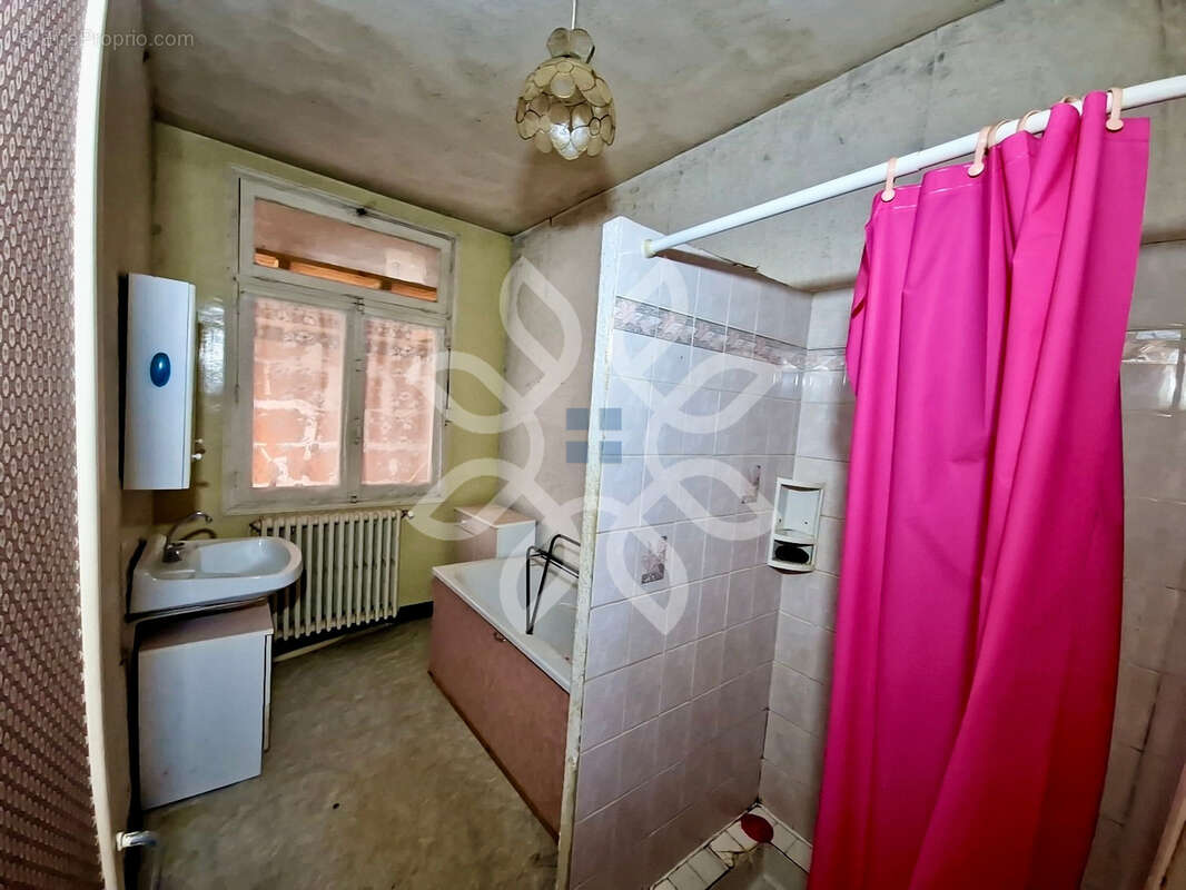 Maison de village avec garage et terrasse - photo 9