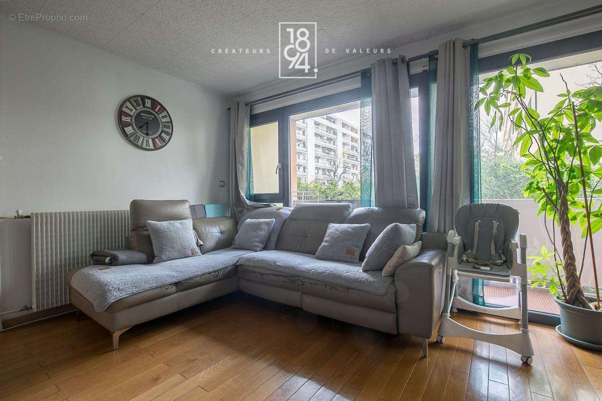 Appartement à MARSEILLE-13E