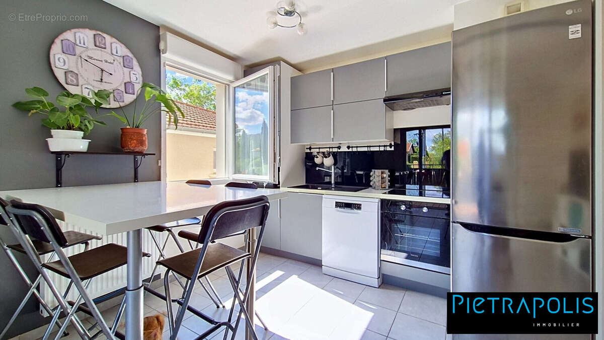 Appartement à VENISSIEUX