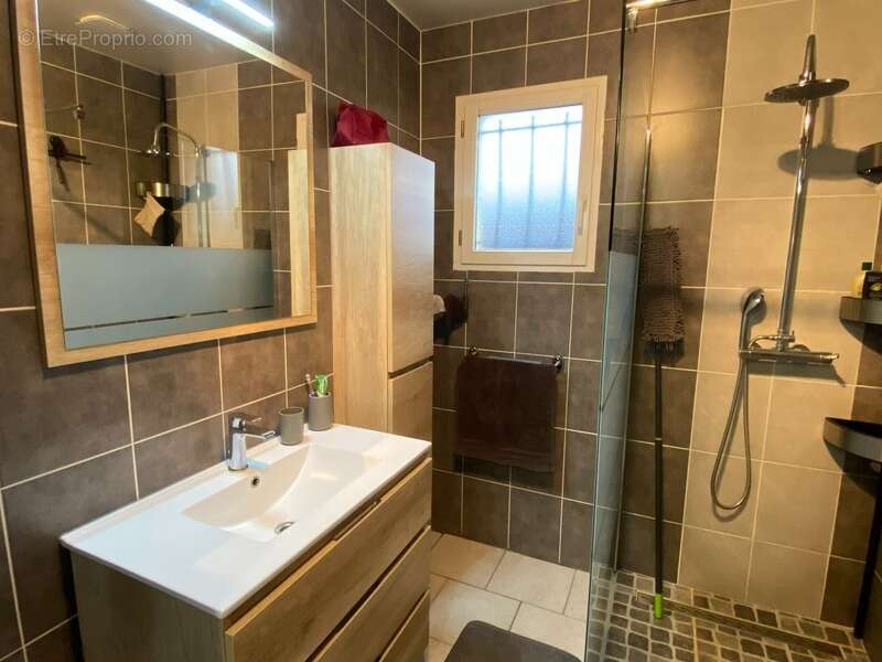 Maison à SAINT-GERMAIN-DE-LIVET