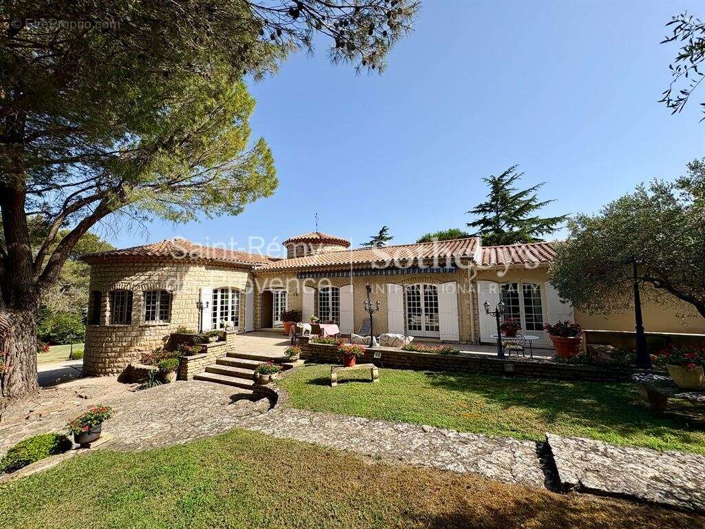 Maison à PLAN-D'ORGON