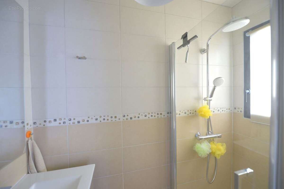 Maison à SAINT-GEORGES-DE-DIDONNE