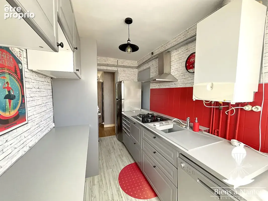 A vendre Appartement T3 Nantes Saint Jacques 2 chambres et cave - photo 6