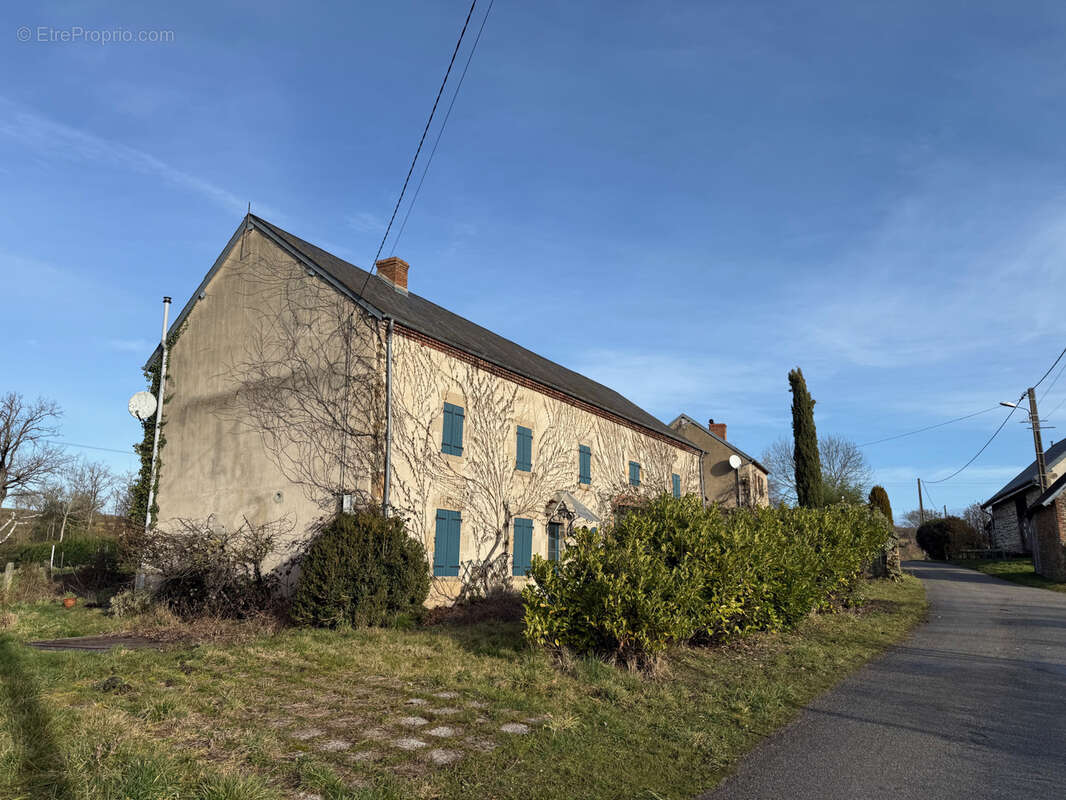 Maison à SAINT-HILAIRE