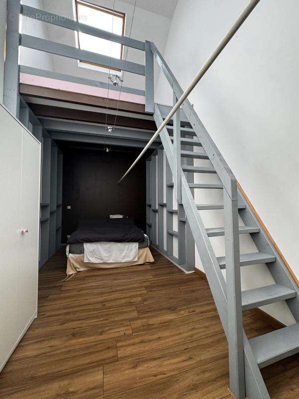 Maison de 5 pièces de 220 m² à Raismes - photo 16