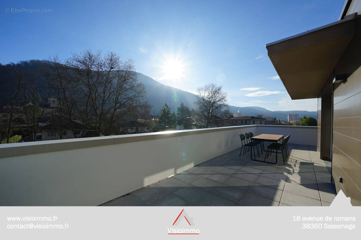 Appartement à SAINT-MARTIN-D'HERES
