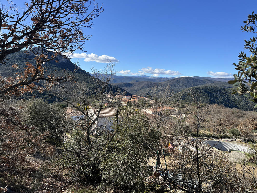 Terrain à SAINT-ARNAC