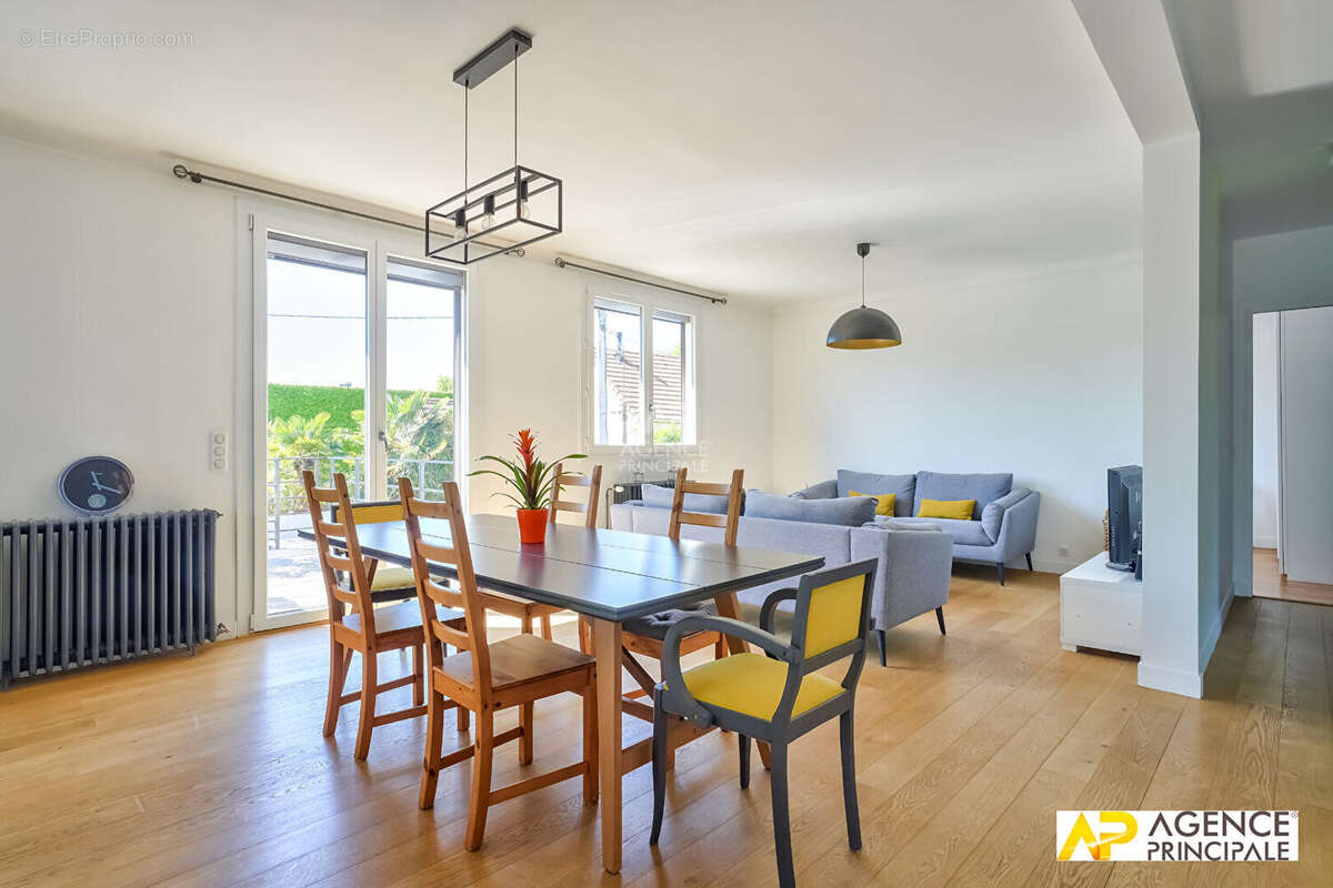 Maison à MAISONS-LAFFITTE