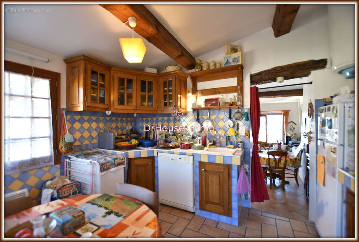 Appartement à LORGUES