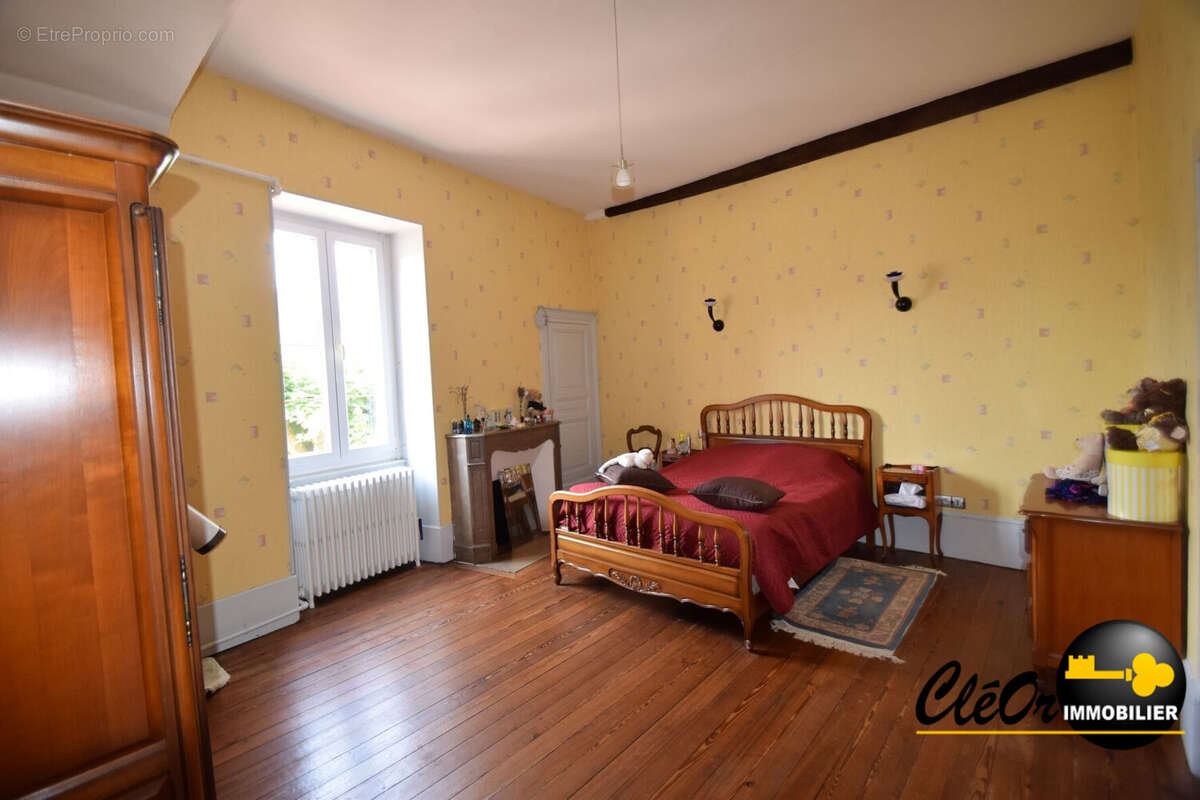 Maison à SAINT-JEAN-DE-LOSNE