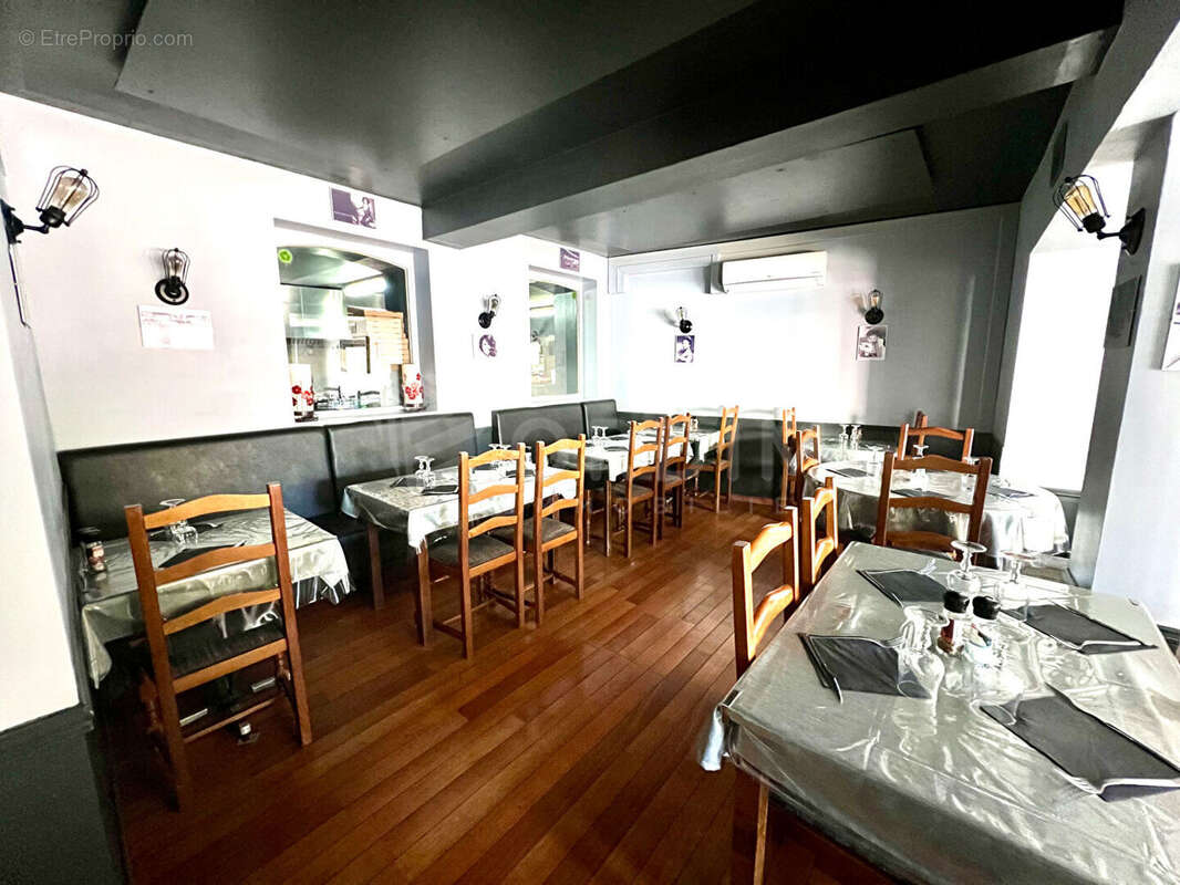 Commerce à SAINT-FARGEAU