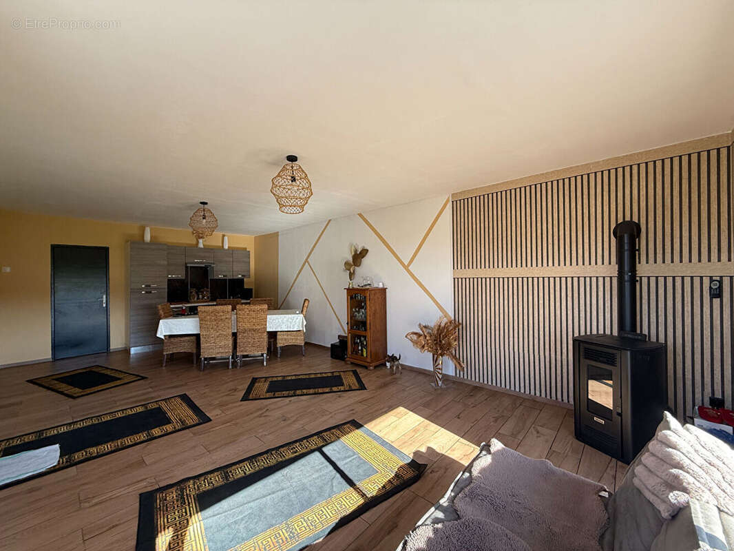 Ensemble immobilier à Villeneuve/Lot - photo 3