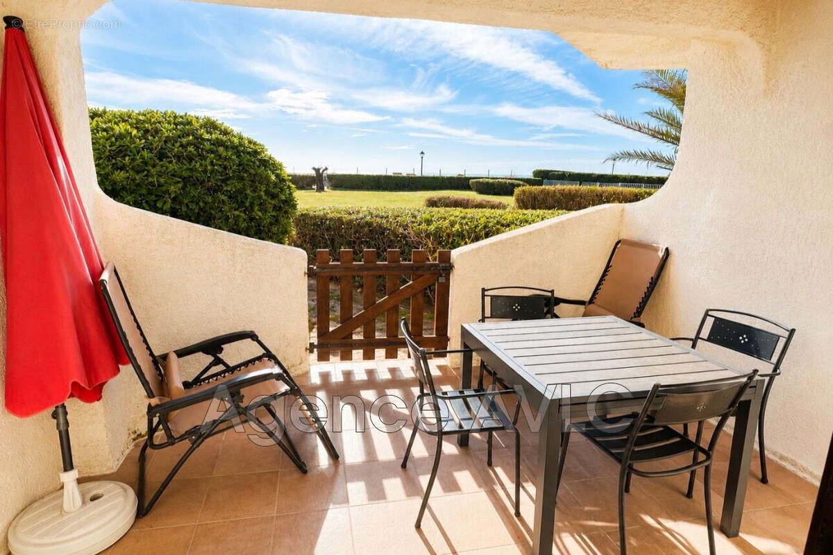 Appartement 33 m² à Saintes-Maries-De-La-Mer  - photo 3