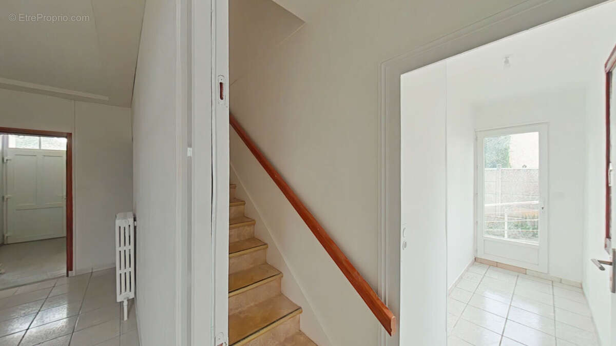 Appartement à BALLAN-MIRE