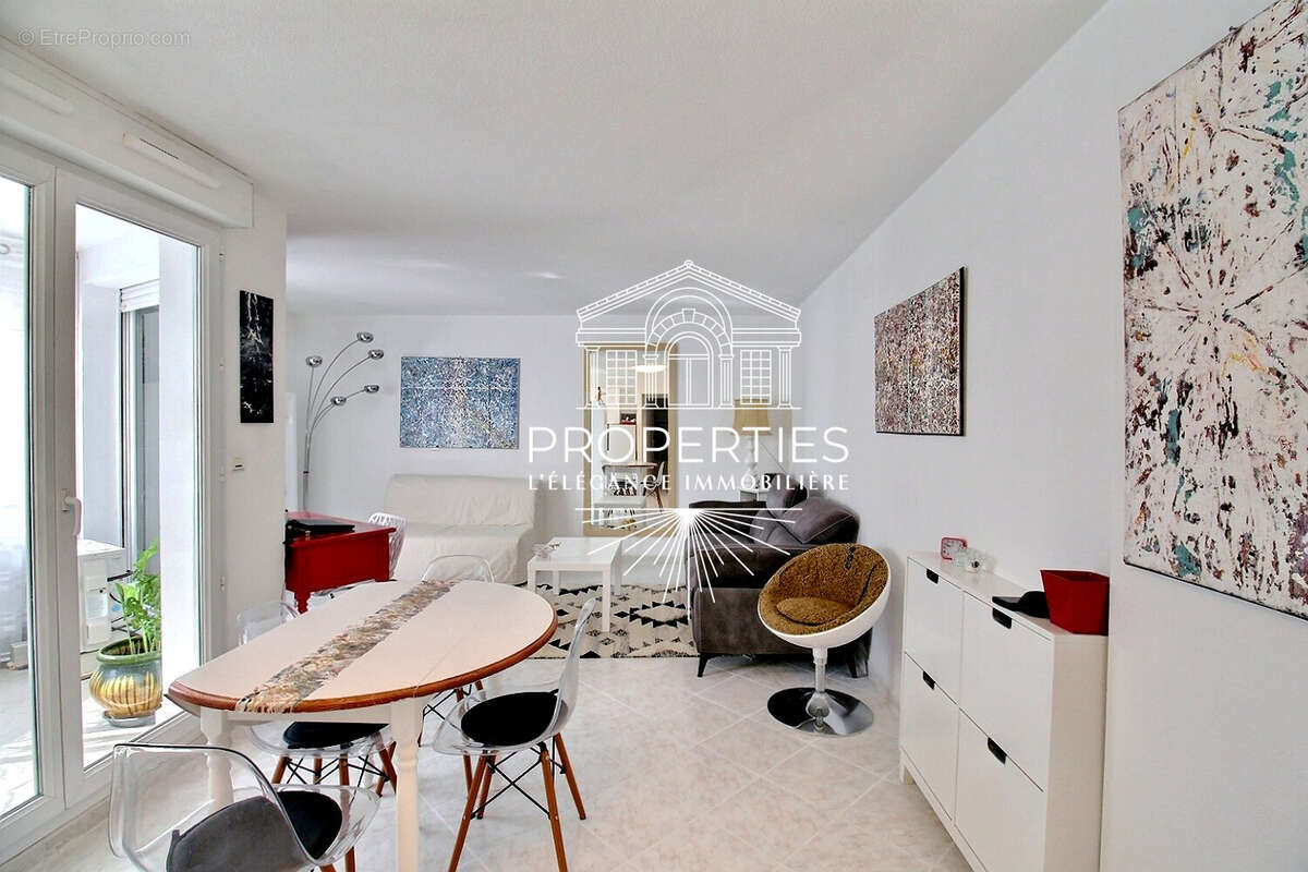 Toulon Saint-Roch - T2 de 46 m², balcon fermé et garage possible - photo 4