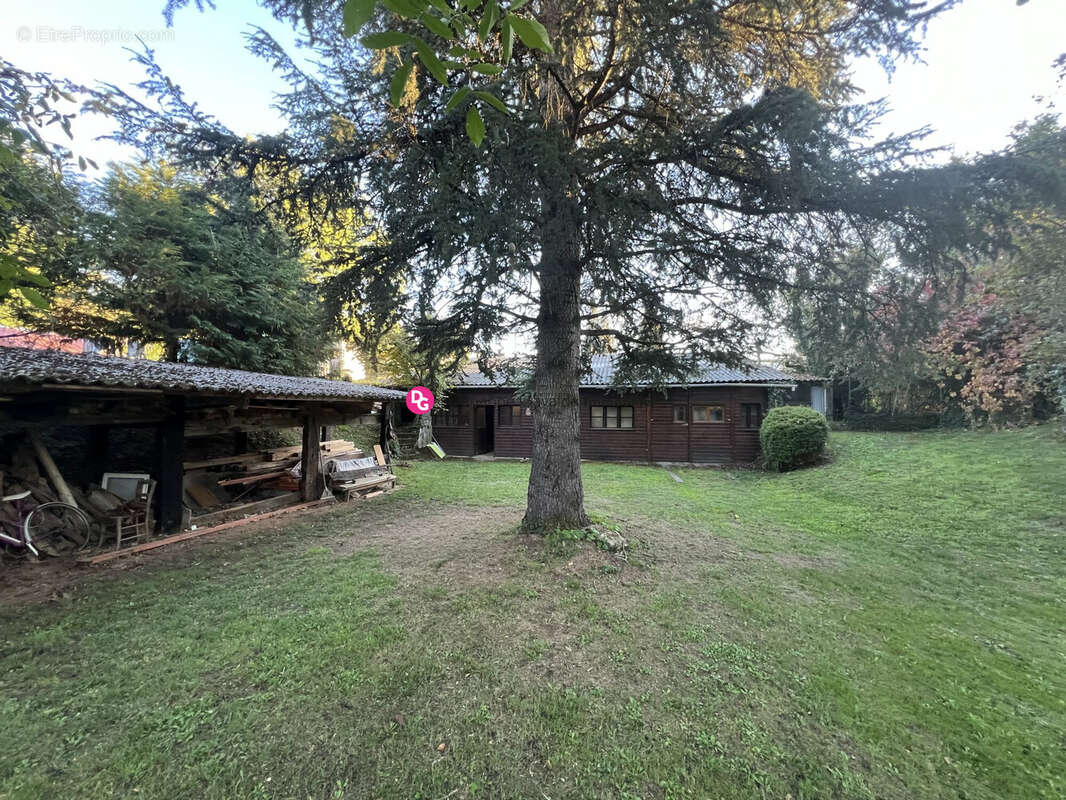 Terrain à CAPDENAC-GARE