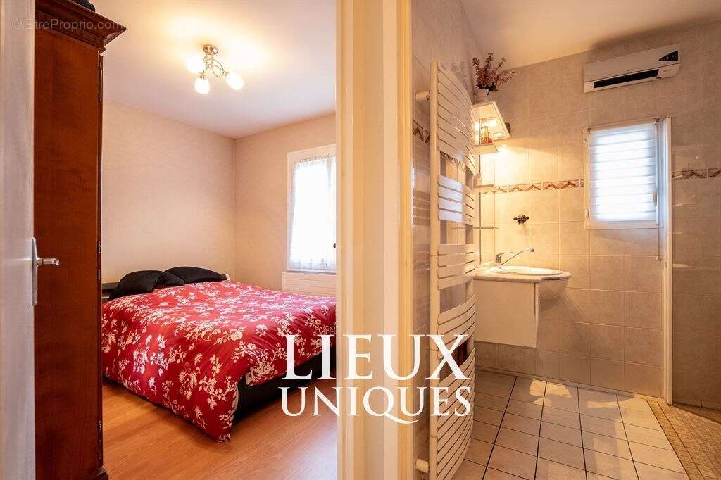 Maison à MEUSNES