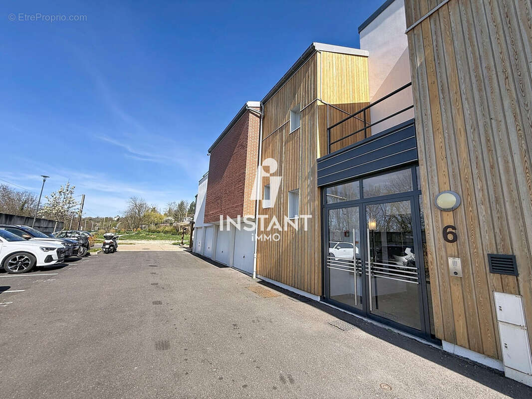 Appartement à CHENNEVIERES-SUR-MARNE