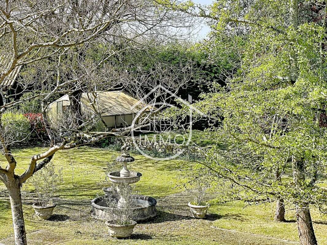 Maison à MONTPEYROUX