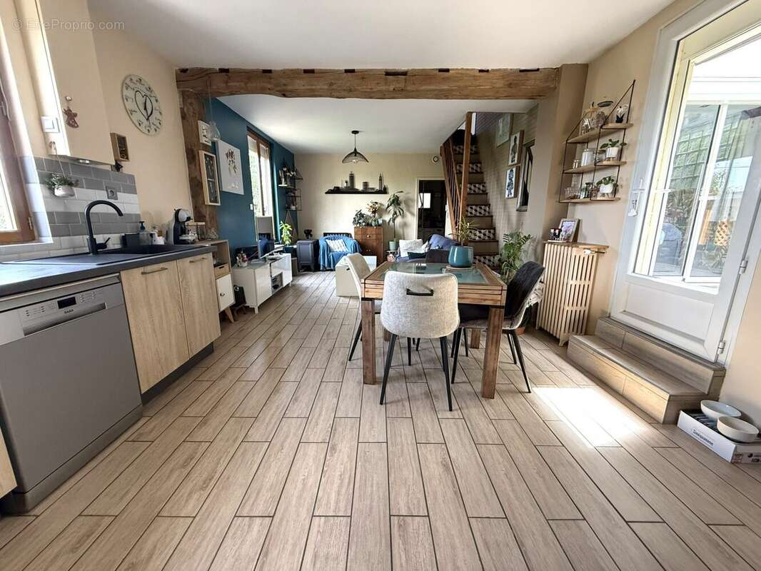 Maison à MONTIVILLIERS