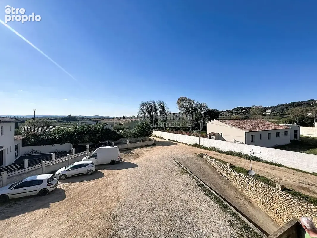 Opportunité  à Châteauneuf-du-Pape : Terrain constructible d'environ 450 m² au calme - photo 4
