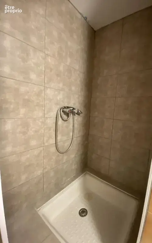 Proche chateau aubenas– studio rénové 21m2 - photo 4