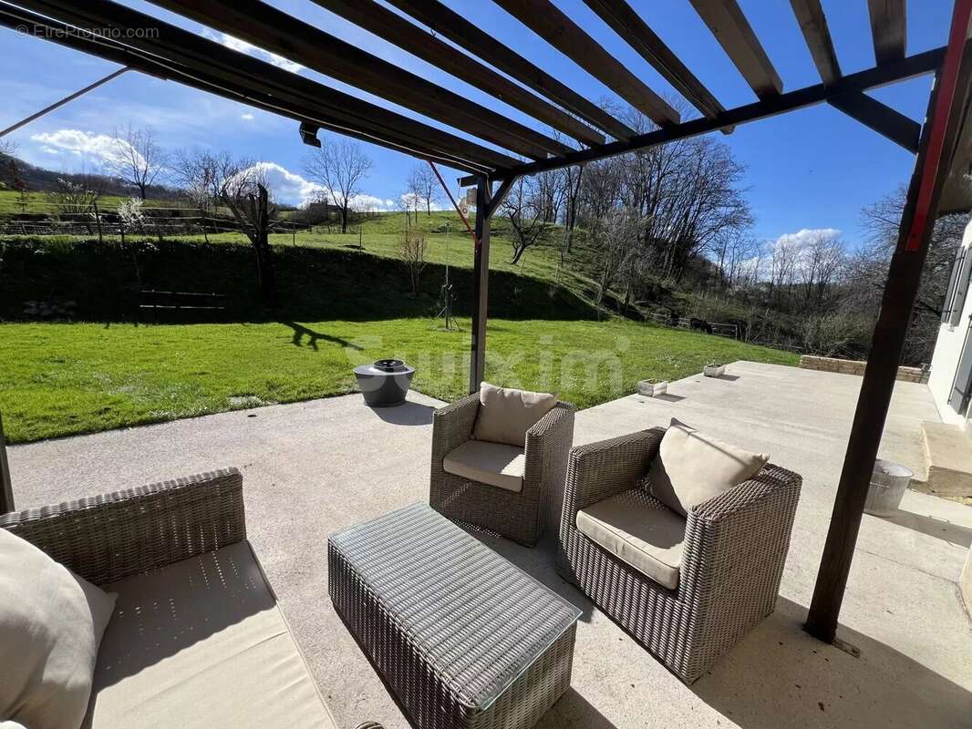 Maison à LONS-LE-SAUNIER