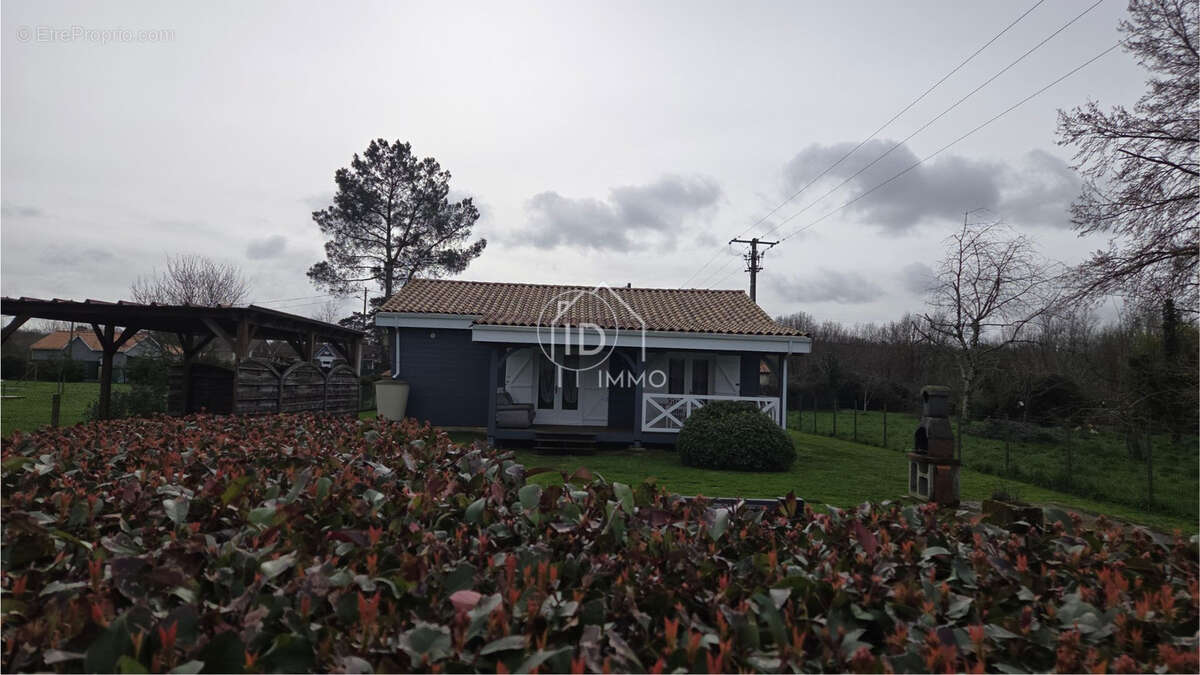 Maison à MOULIN-NEUF