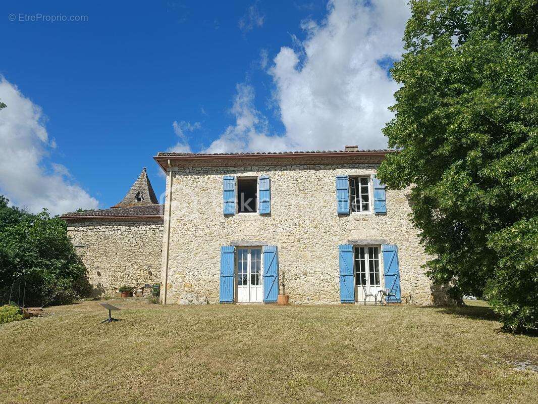 Maison à SAINT-LEONARD