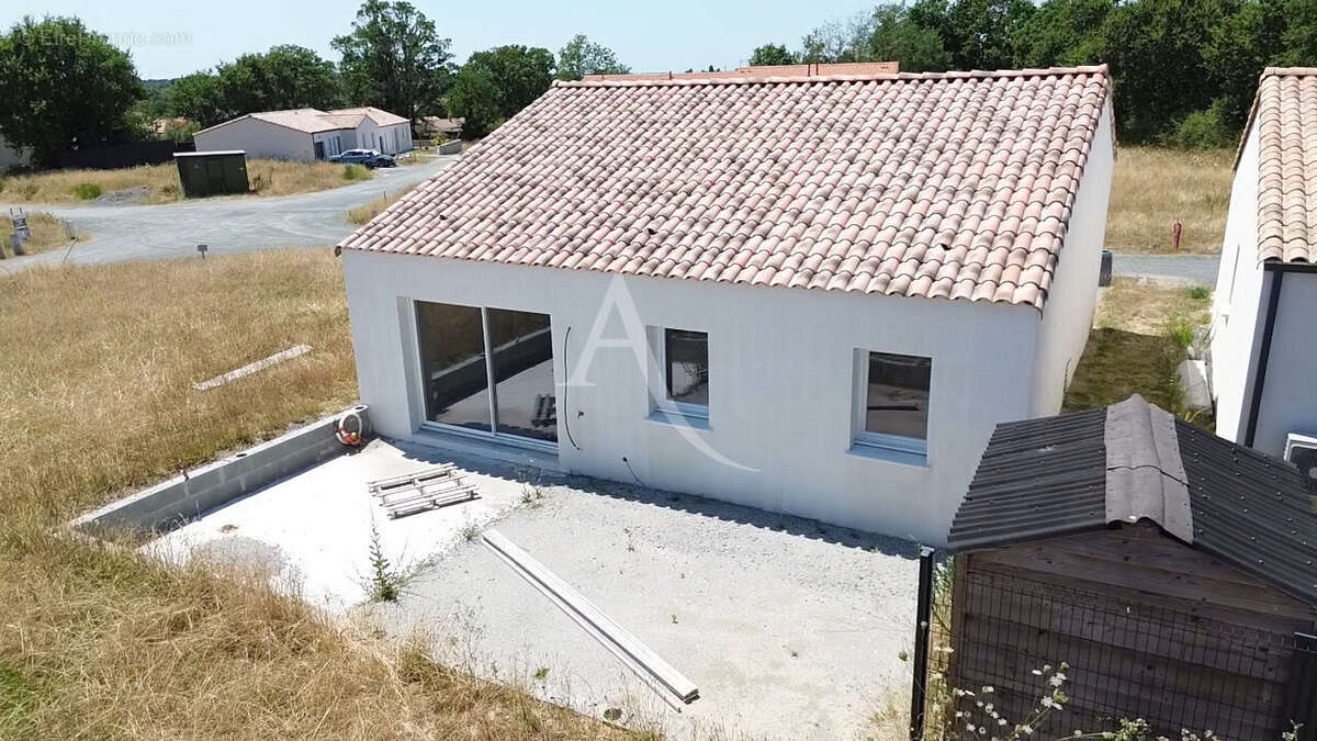 Maison à PALLUAU