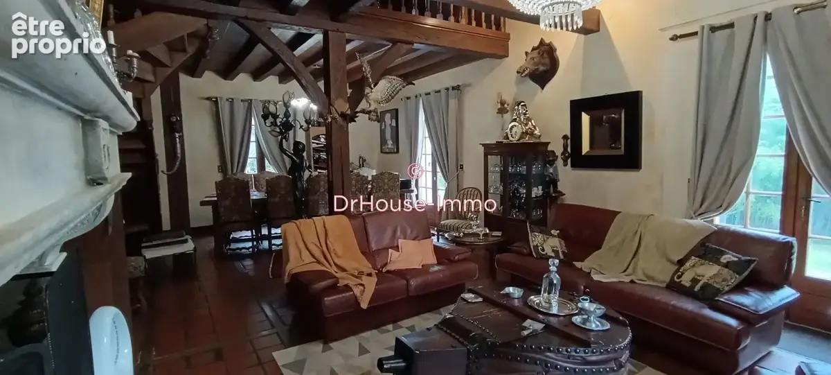 Appartement 210 m² à Perigueux  - photo 3