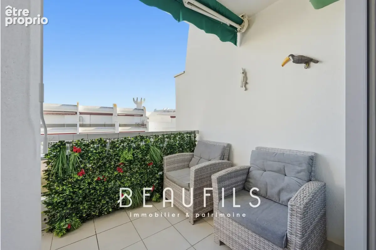 Exclusivité. Appartement rénové à 150m de la plage - photo 2
