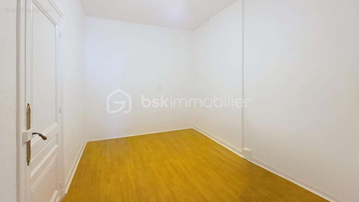  immeuble de rapport 220m² – 4 appartements – 28 000 € de loyers – bergerac centre – - photo 9