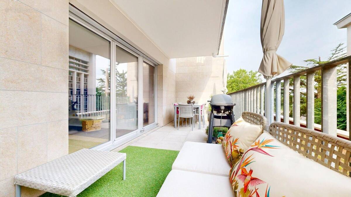 Appartement à LYON-5E